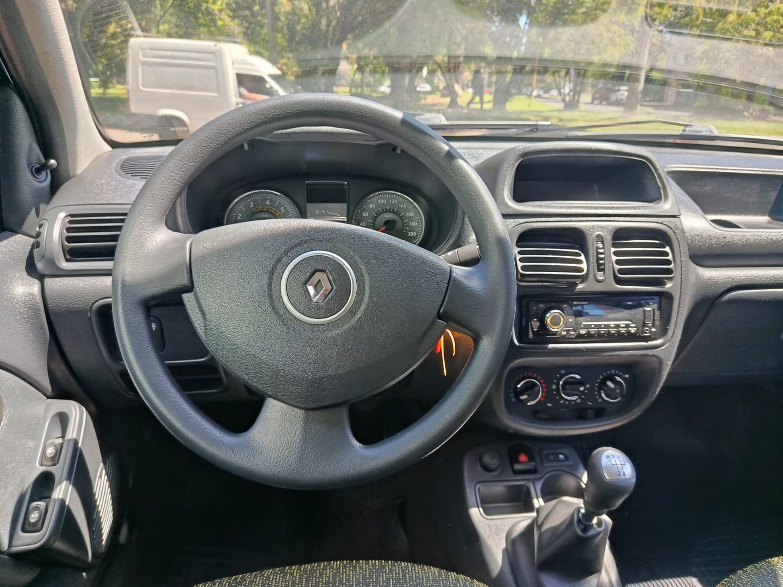 Renault RENAULT CLIO EXPRESSION 1.0 16V 4P